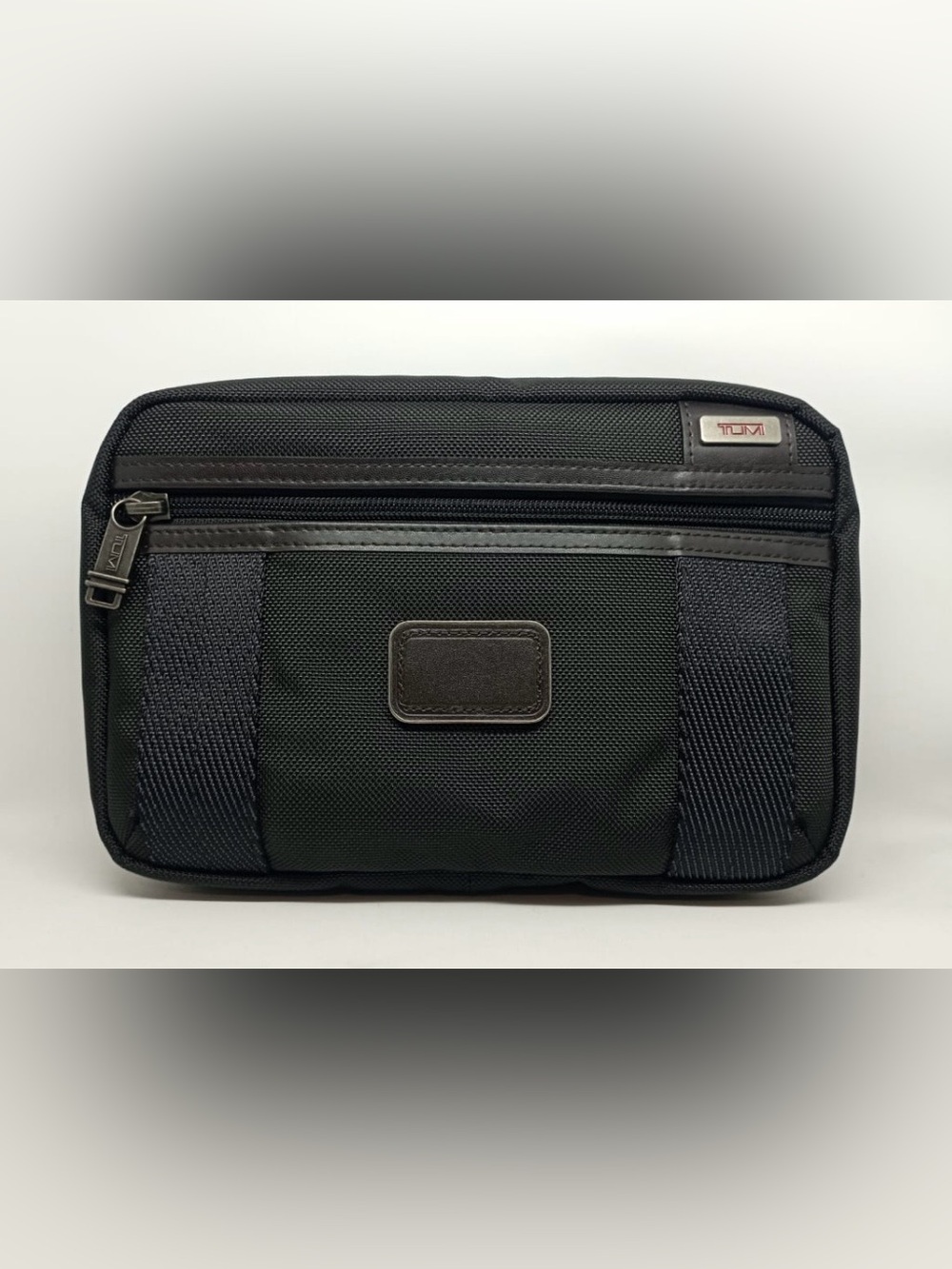 Brand New with Tag TUMI McGuire Travel Kit Hickory/Black